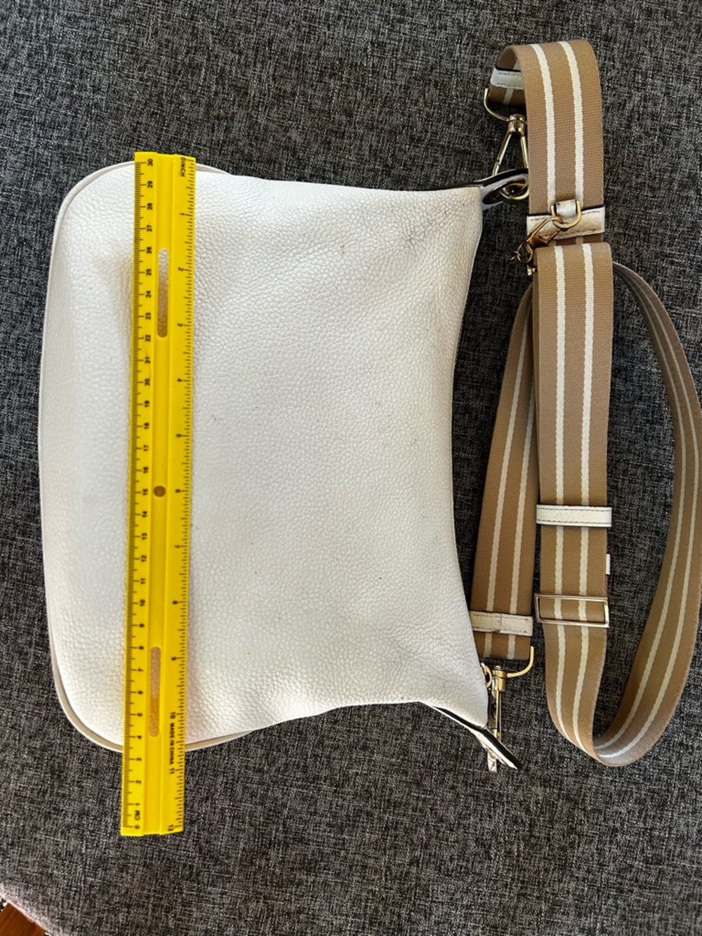 kate spade Soft White Pebbled Leather Cross-body Bag with Gold Logo - Picture 4 of 9